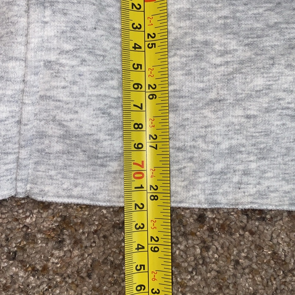 Women’s UGG gray Sweatshirt 1X/2X - Picture 12 of 12